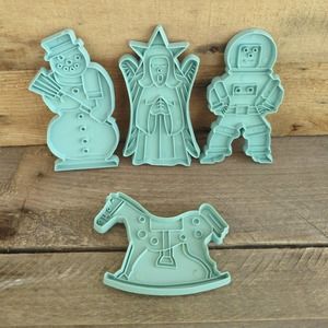 Vintage Set of Four Cookie Cutters by Stanley Home Products